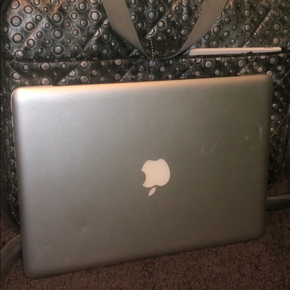 MacBook Laptop - Picture 2 of 7